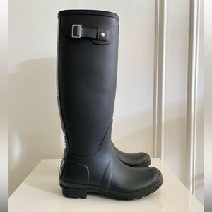 New! Hunter Black Logo Tall Rain Boots